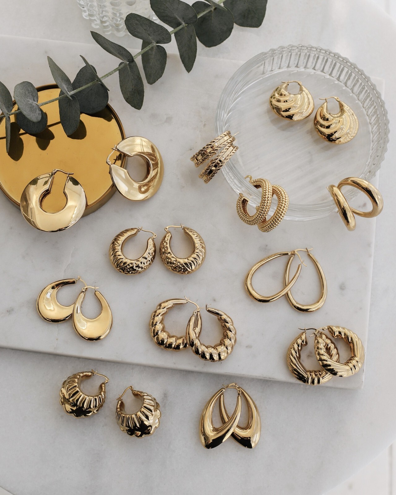 Shrimp C-Hoop Striped Gold Plated Earrings 26mm