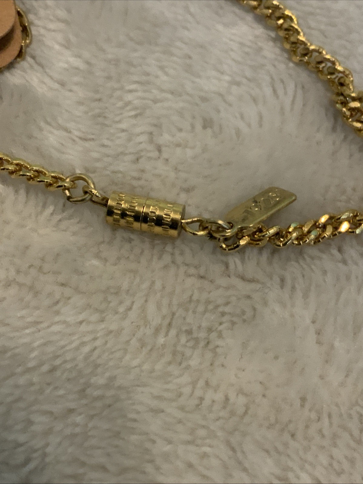 1928 Brand Gold Tone Necklace And Earrings Set