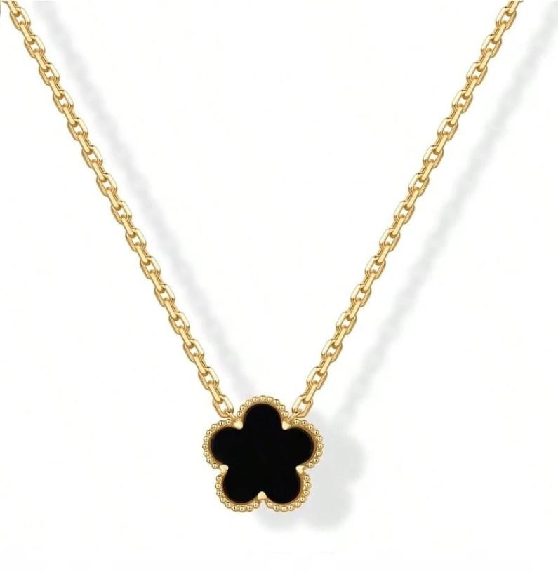 1pc Black Flower Pendant Necklace Gold Tone Chain Women Elegant Jewelry Gift