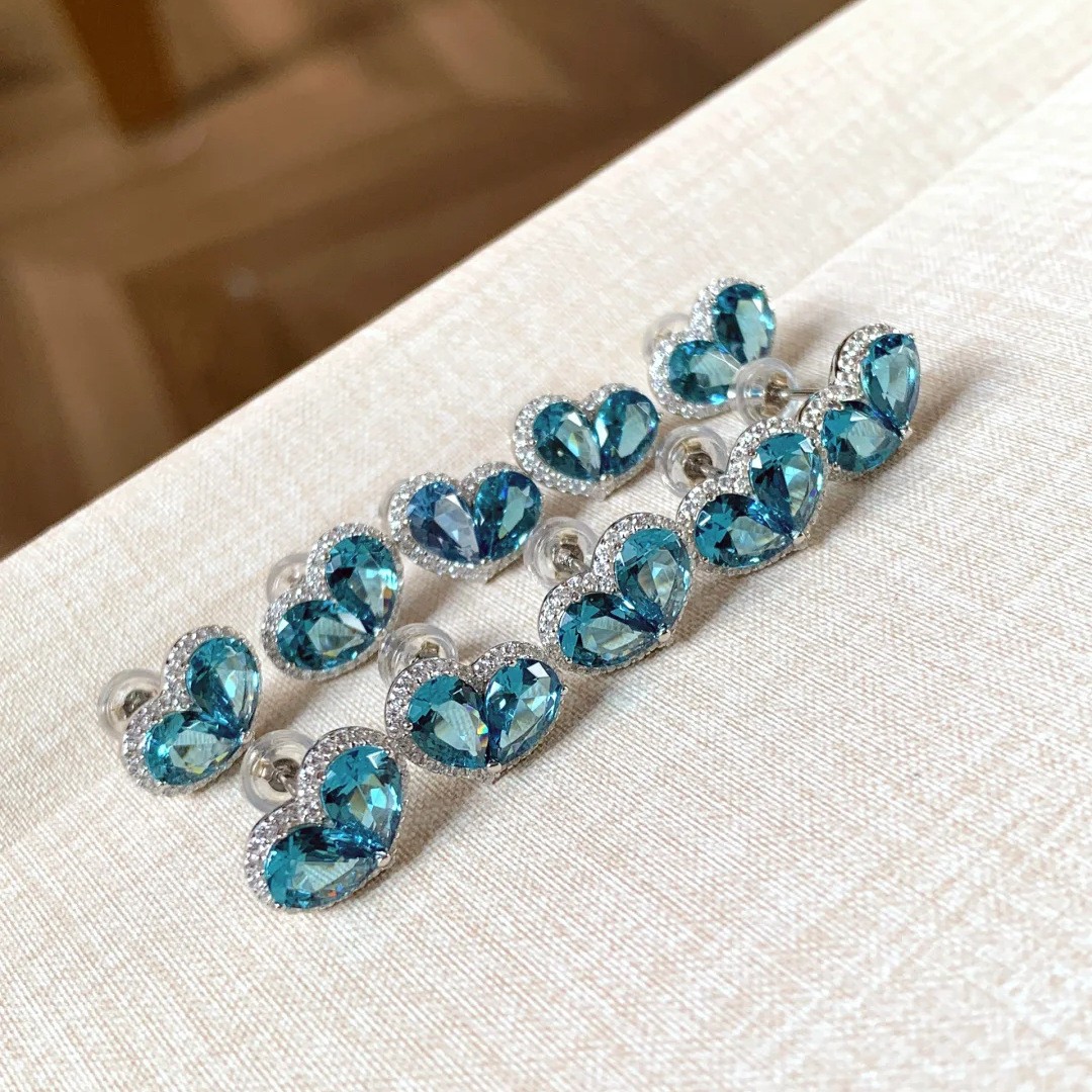 New Heart Design London Blue Topaz Gems Women Charm Women Girl Stud Earrings