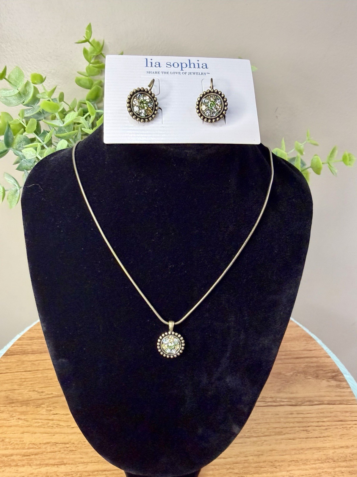 Lia Sophia Vintage Style Green Crystal Necklace Earrings Set Bronze Tone New