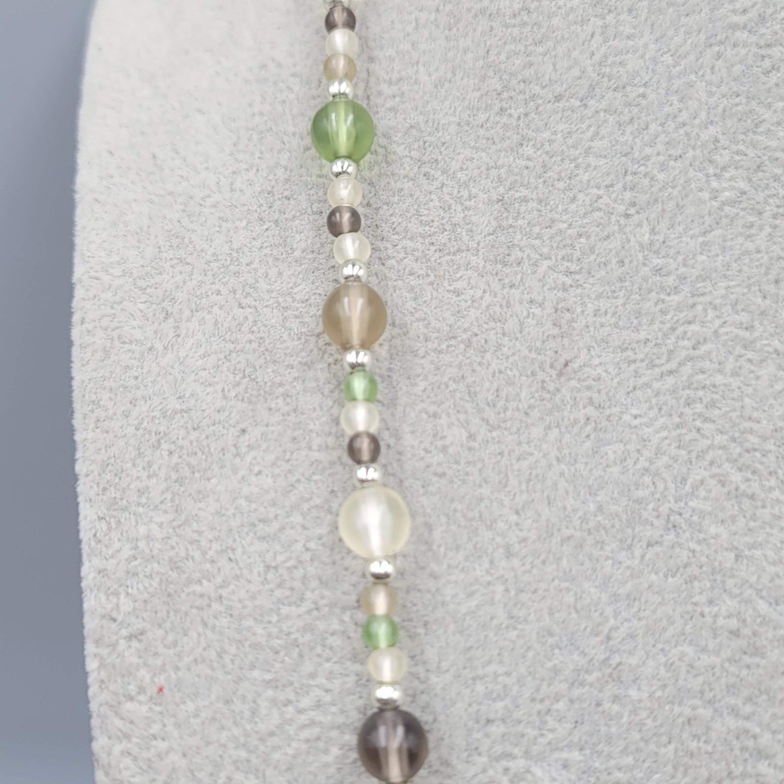 Green Clear Frosted Bead Necklace 30″