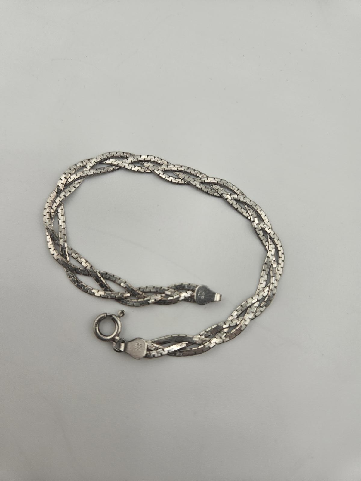 7.5in Sterling Silver 3.2mm Twisted Herringbone Bracelet