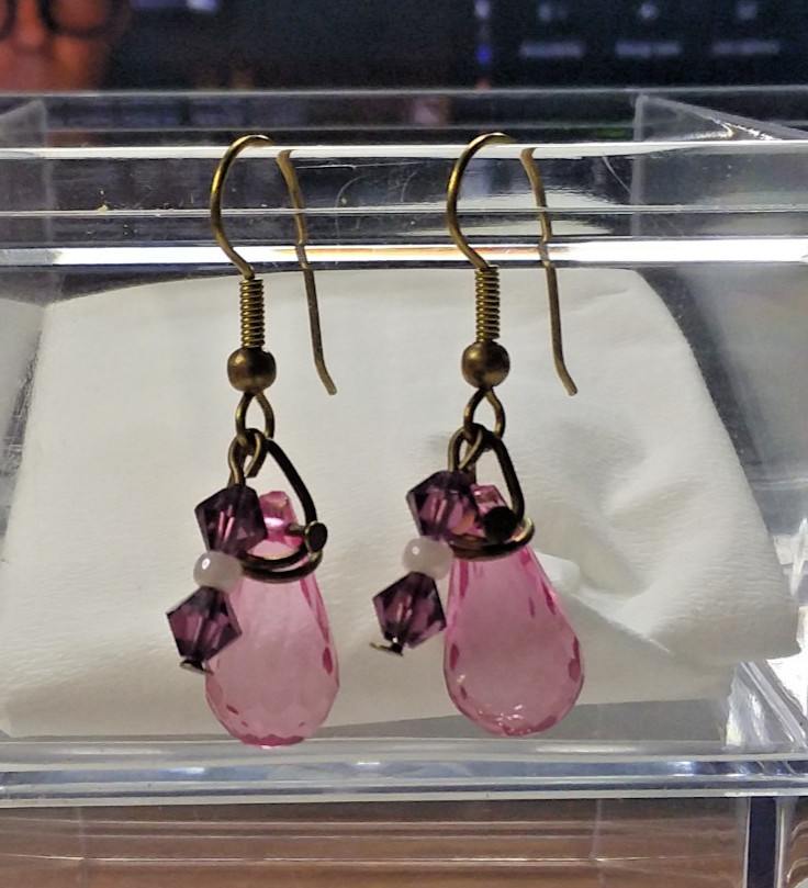 1″ Pink , Purple,& White Dangle Pierced Earrings 06-01-2026