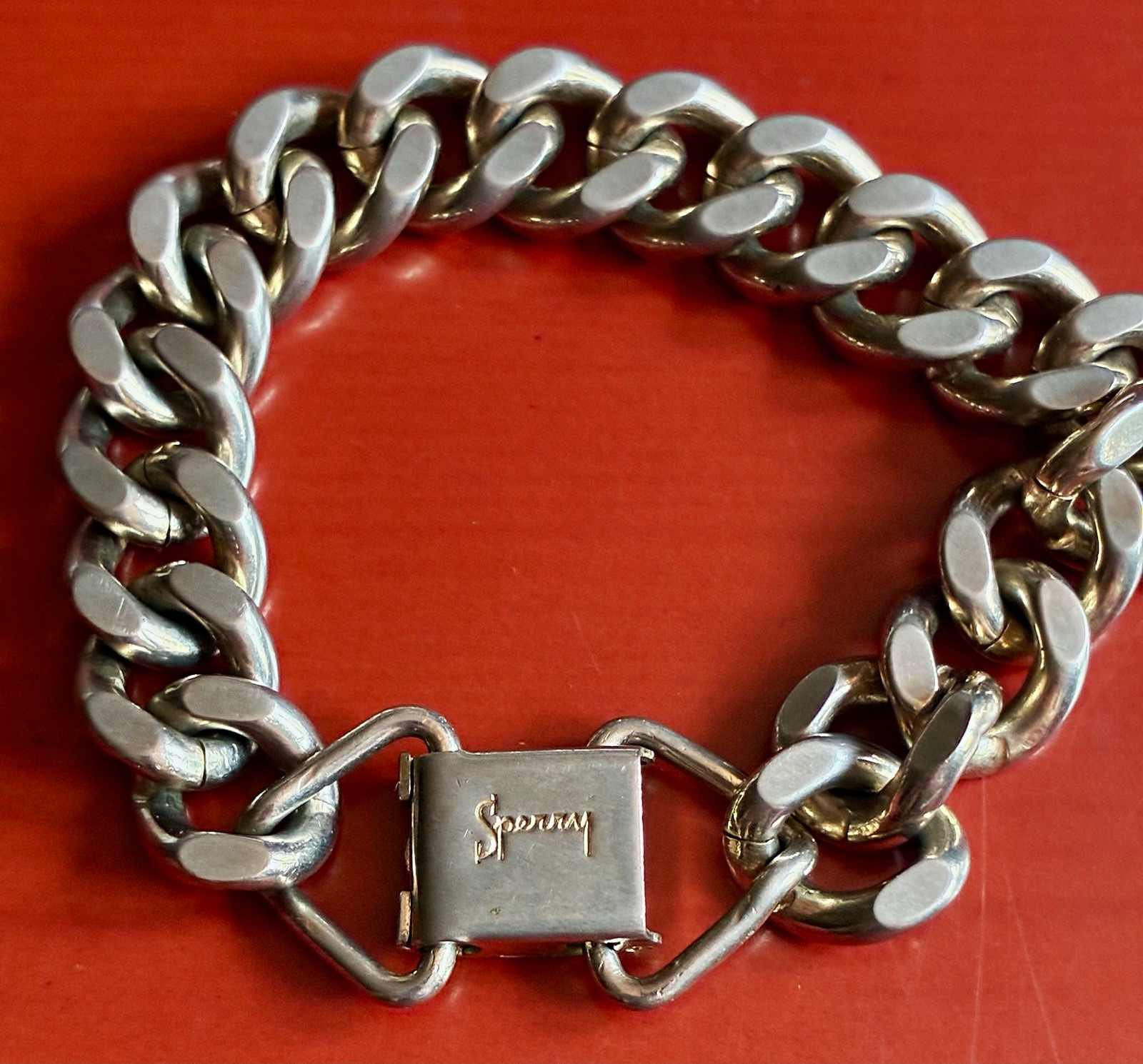 Sperry Silver Tone Signed Curb Link Chain Bracelet 8 in Fold-Over Clasp
