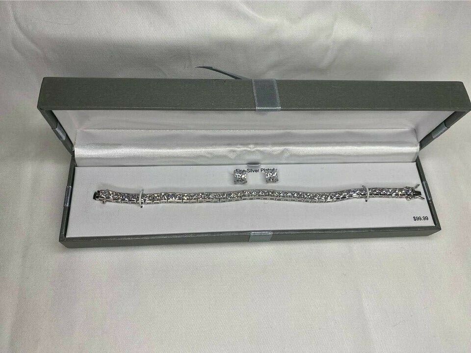 Eternal Treasures Silver Plated Bracelet And Princess Cut Earring Set MSRP $100