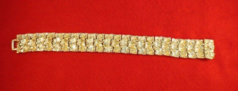MENS 14 KT GOLD HGE 9″ NUGGET BRACELET 7/8″ WIDE OVER 94 GRAMS OF BLING N-300