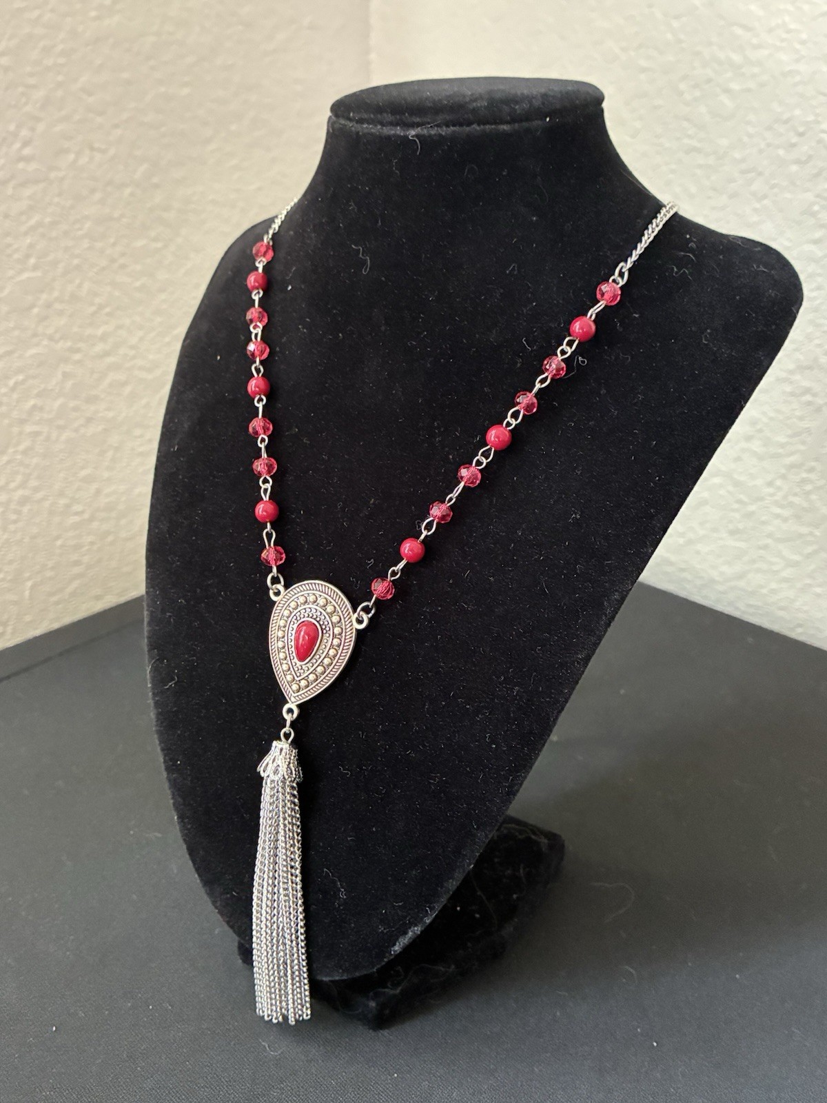 Silver Tone Link Chain Necklace Red Beaded Teardrop Pendant Tassel Fringe