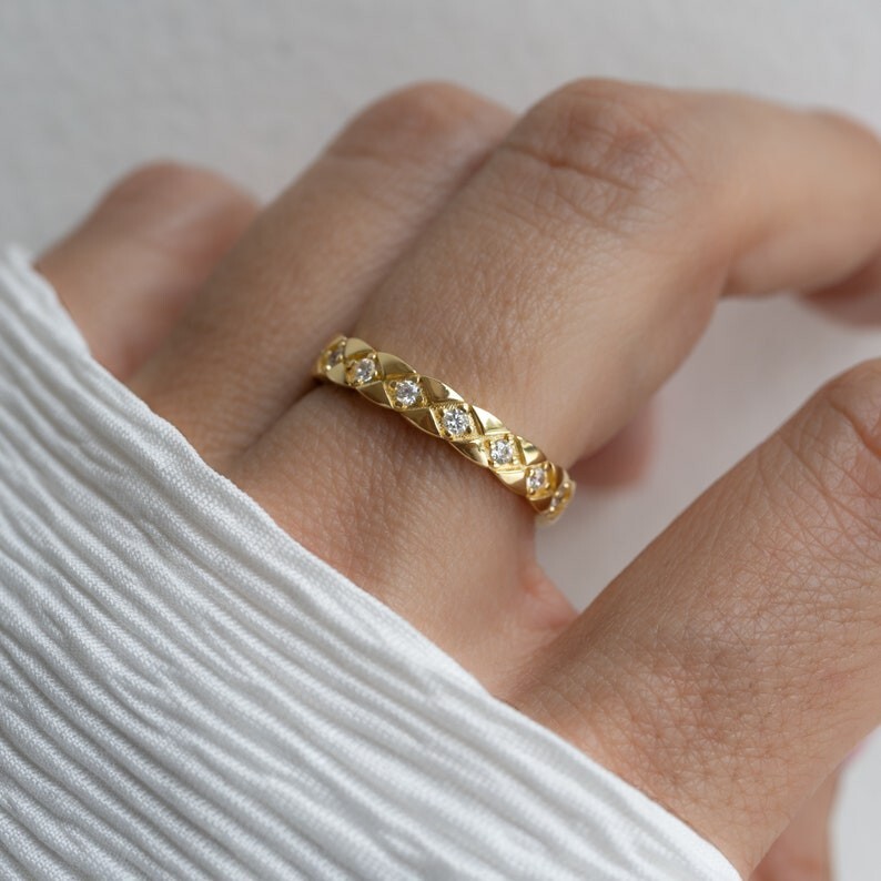 Sterling Silver Elegant Band Moissanite Quilted Wedding Promise Classic Band