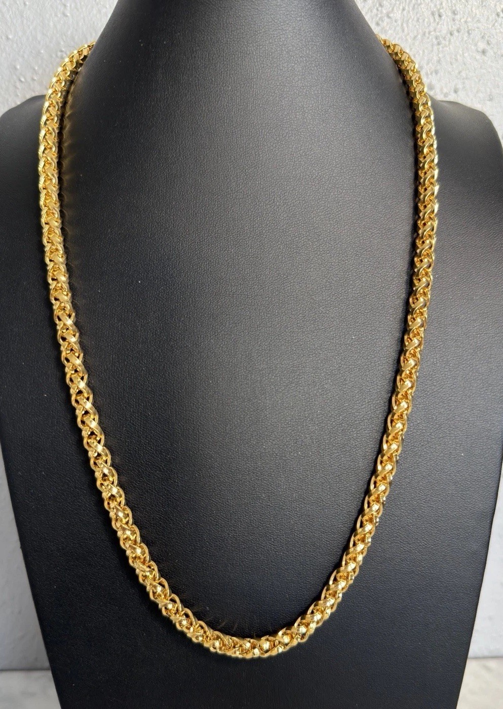 Unsigned Heavy Gold Tone Chunky Wheat Link Chain Necklace 24″ x 6mm
