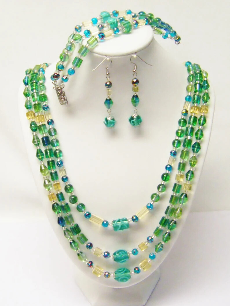 Colorful 3 Strands Green Tone Multi Shapes/Sizes Glass Bead Neck/Brace/Earrings