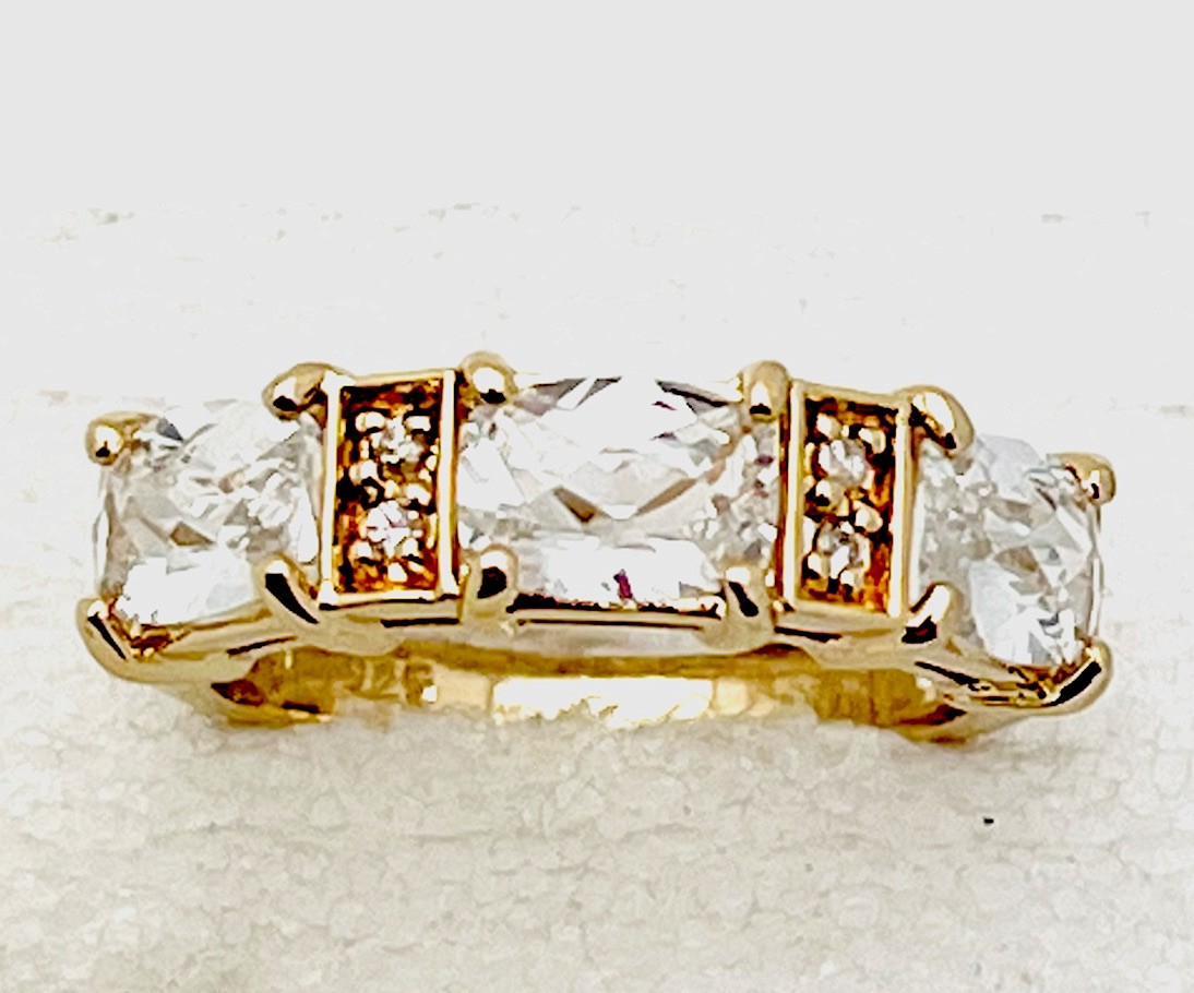 DaneCraft 24KT Gold Over Sterling 4.5  Gr 4 Round 3 Oval CZ Ring Sz 7