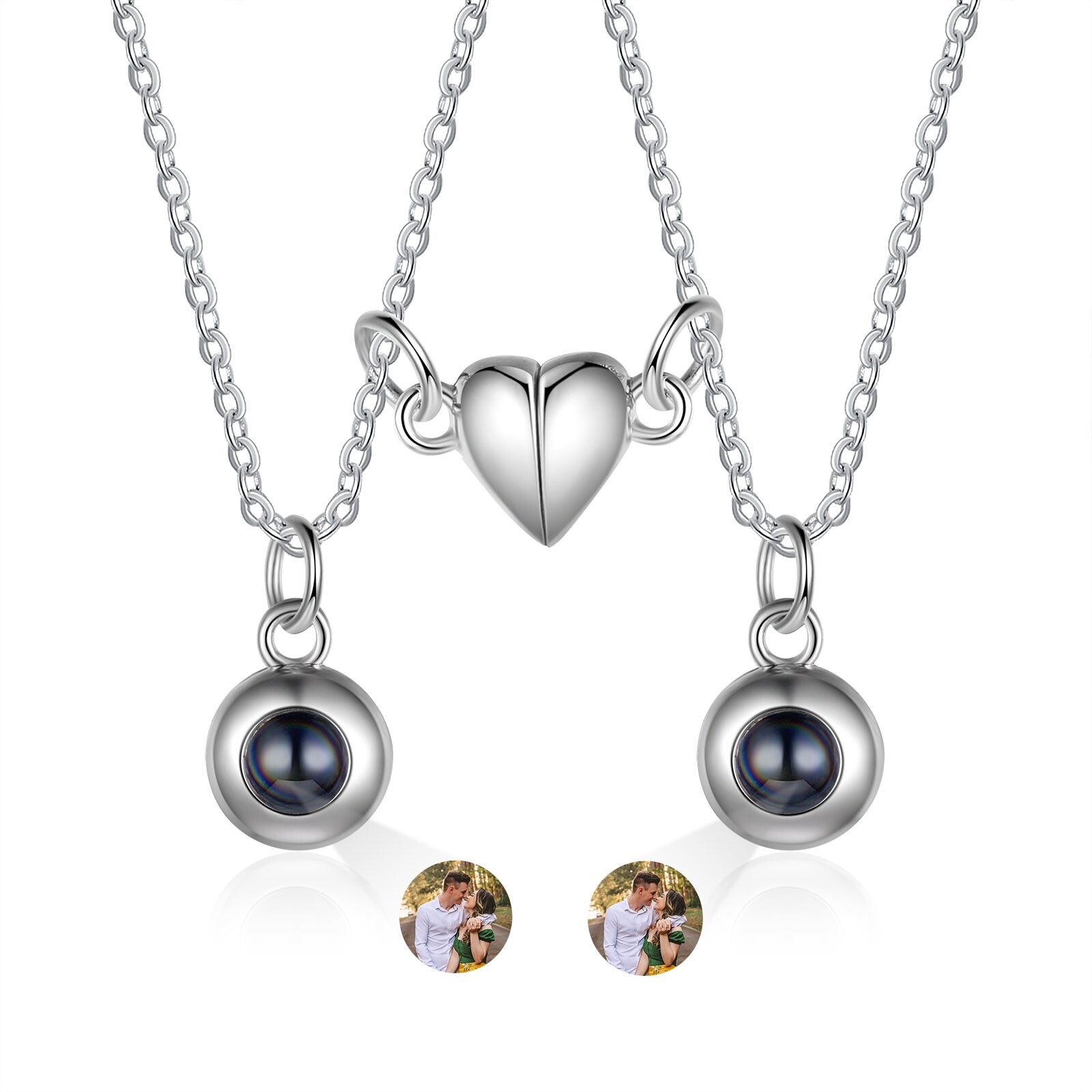 Personalized Couple Projection Necklace – A Meaningful Gift for Your Loved One