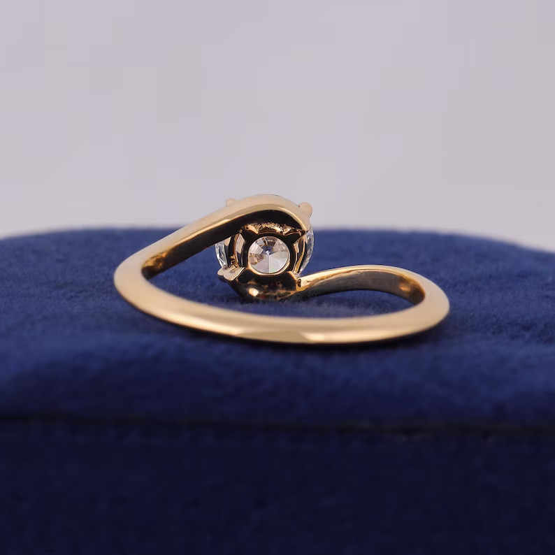 2 ct Round Cut Simulated Diamond Bypass Solitary Band Ring 14k Yellow Gold Over