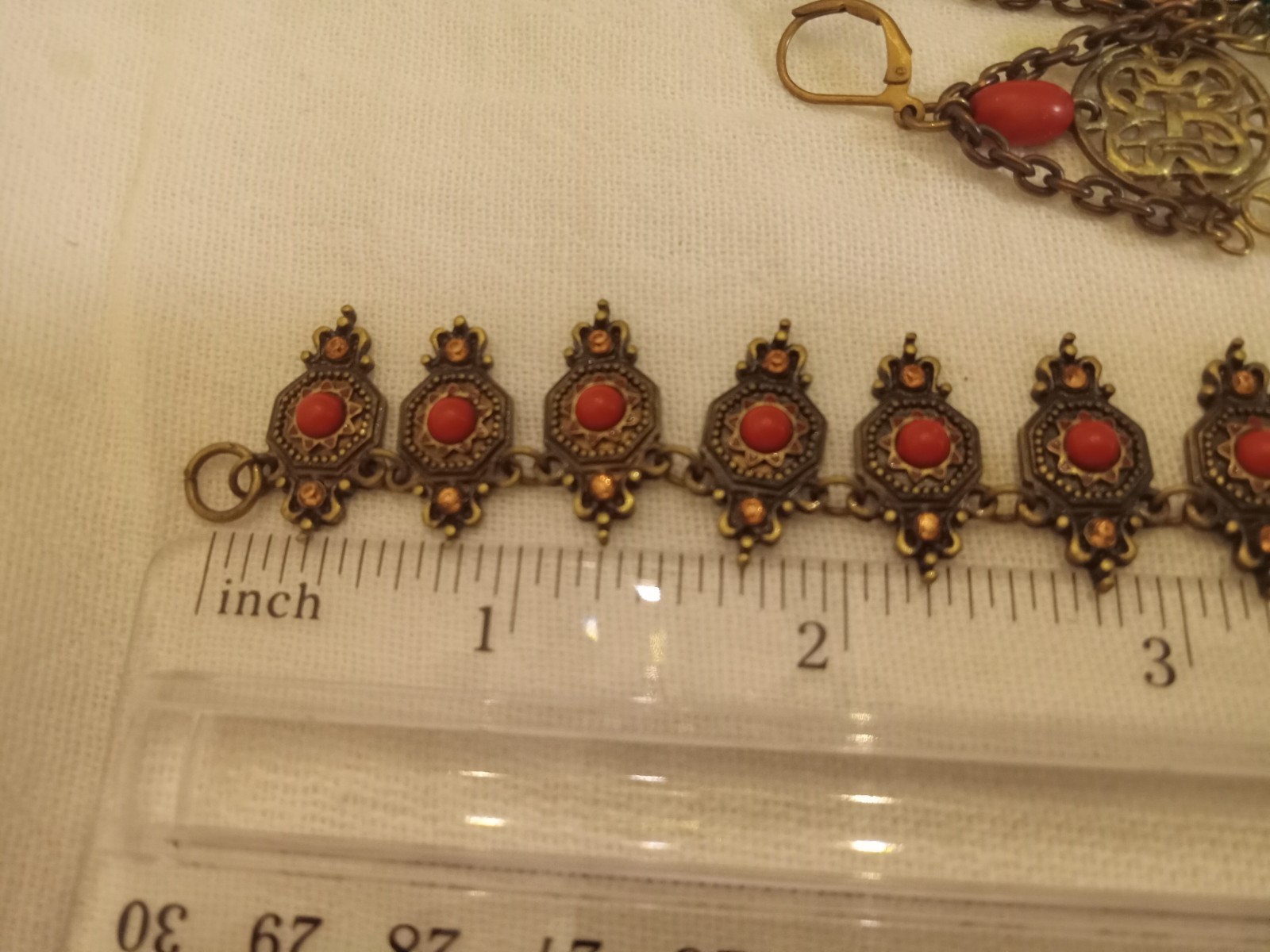 Gold Tone Link Charm Bracelet Red Round Cabochon Bezel 12-Stone 6.5in