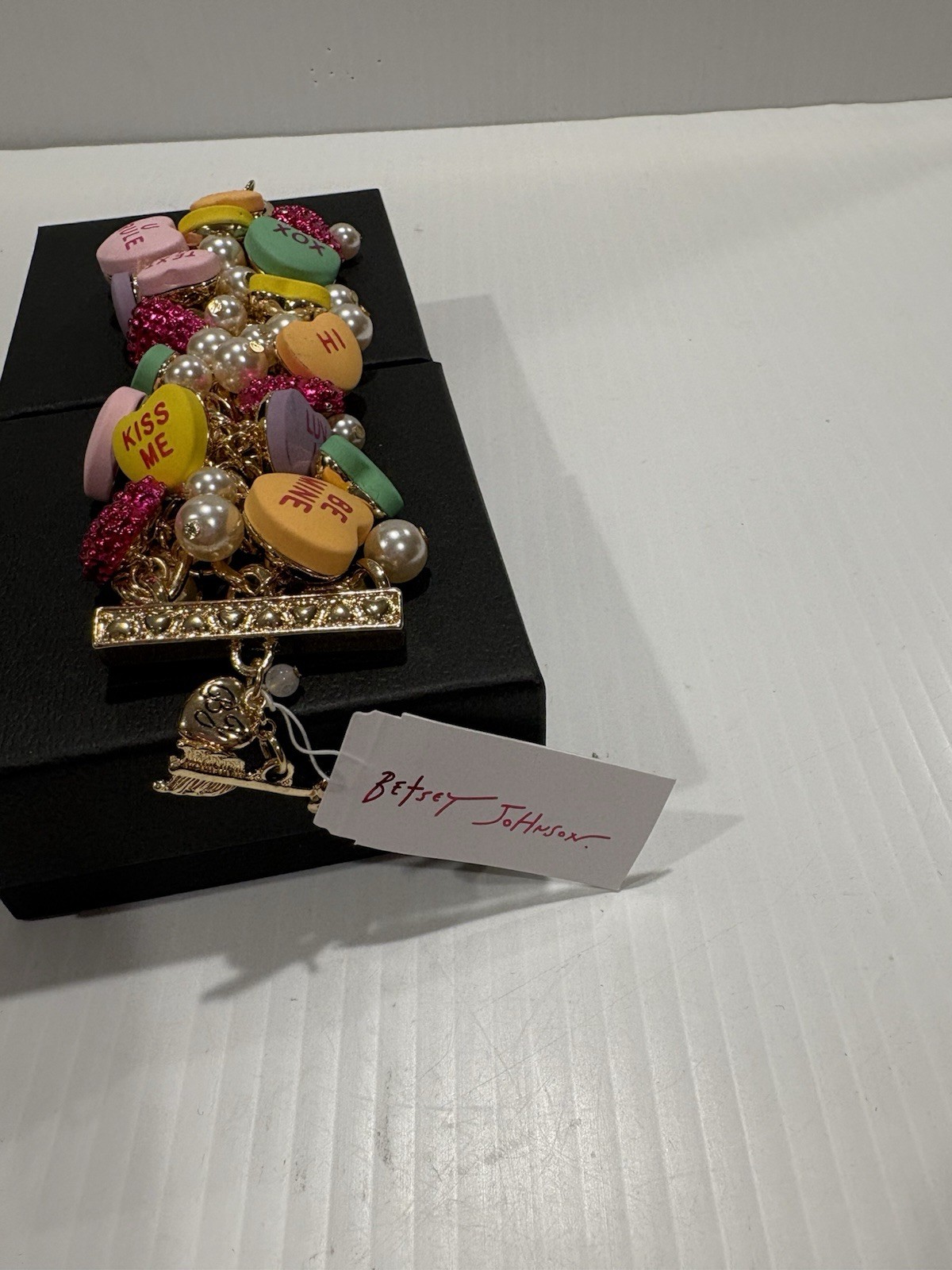 Betsey Johnson Bracelet Valentines Heart Shape Bib Statement New $148 MSRP