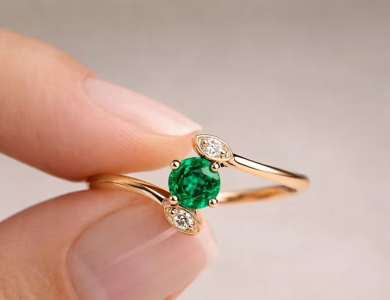 2 Ct Round Cut Simulated Emerald Wedding Bypass Band Ring 14k Yellow Gold Over