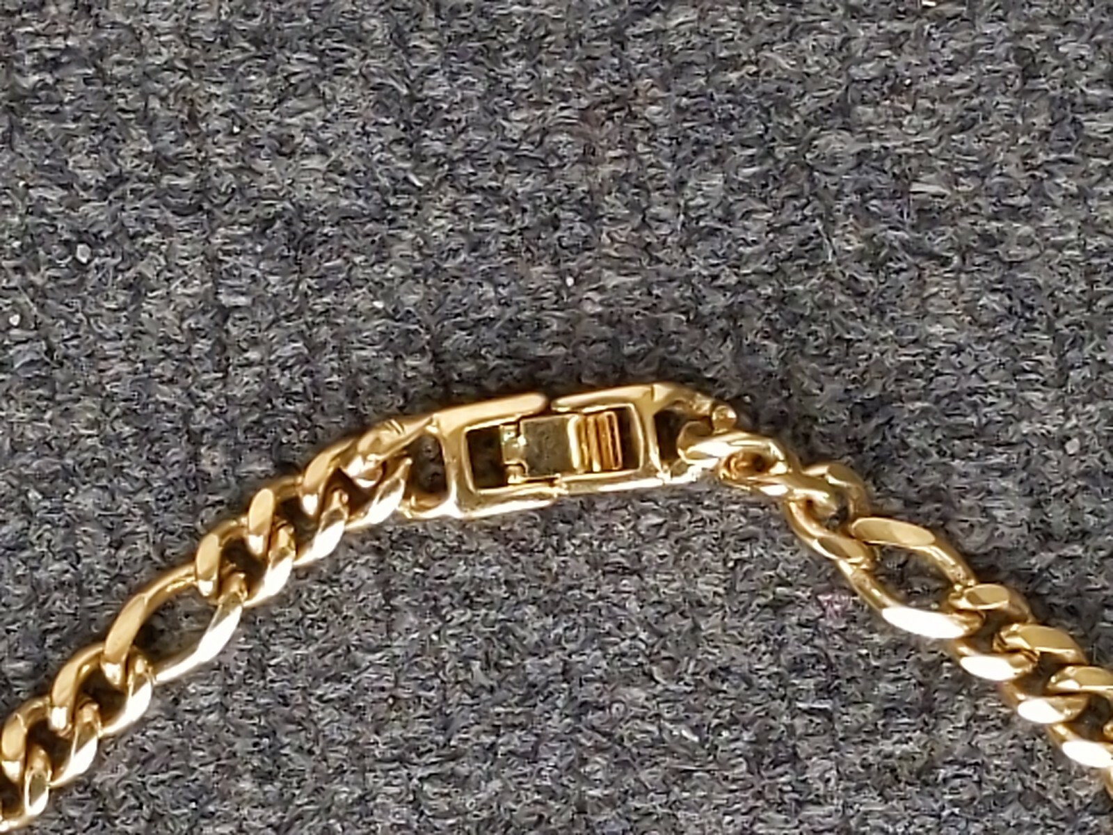 Gold tone chain necklace, 20.0 inches alternate decorative links metal chain