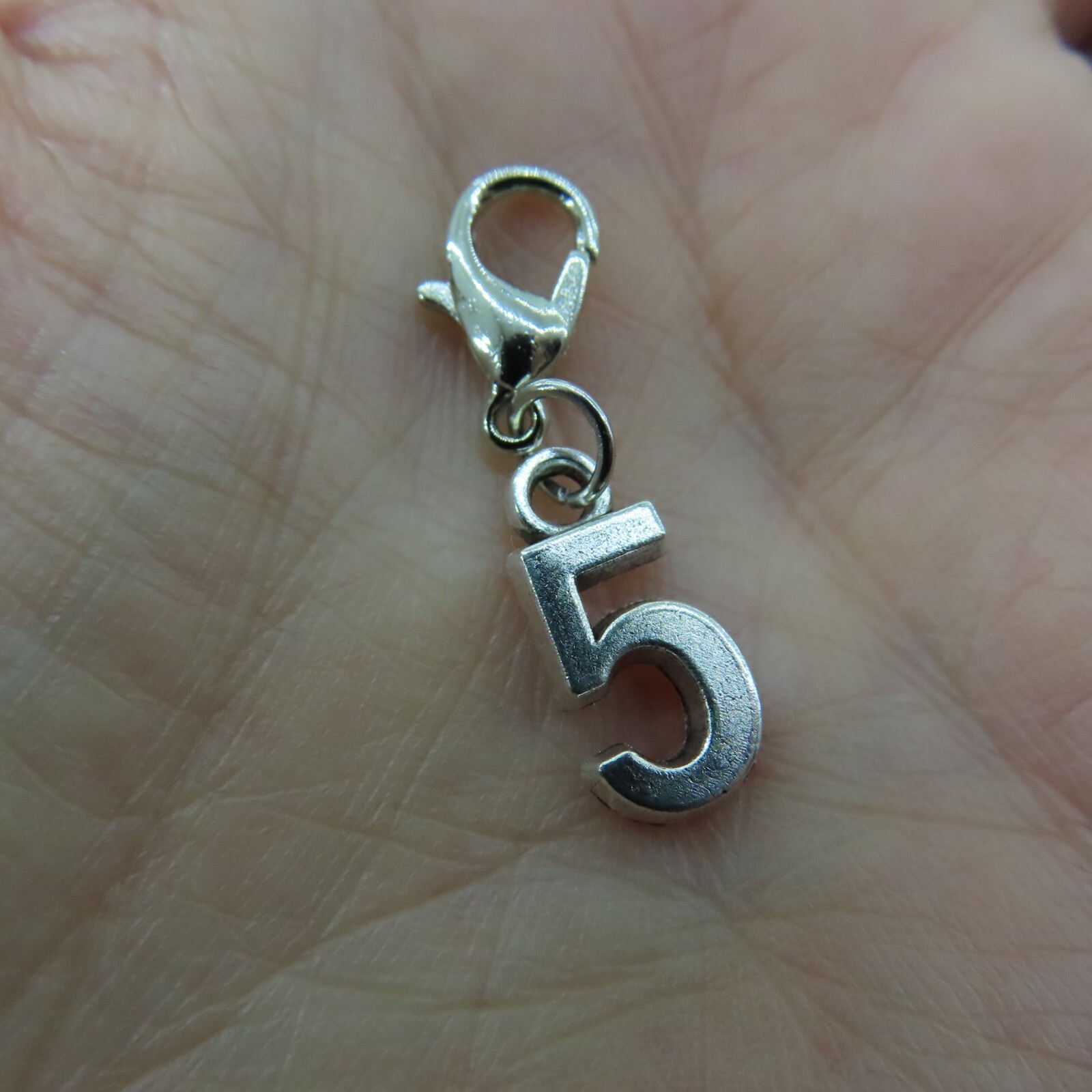 Initial NUMBER 5 Five Charm Zipper Pull Keychain Add On Clip Silver Tone Team