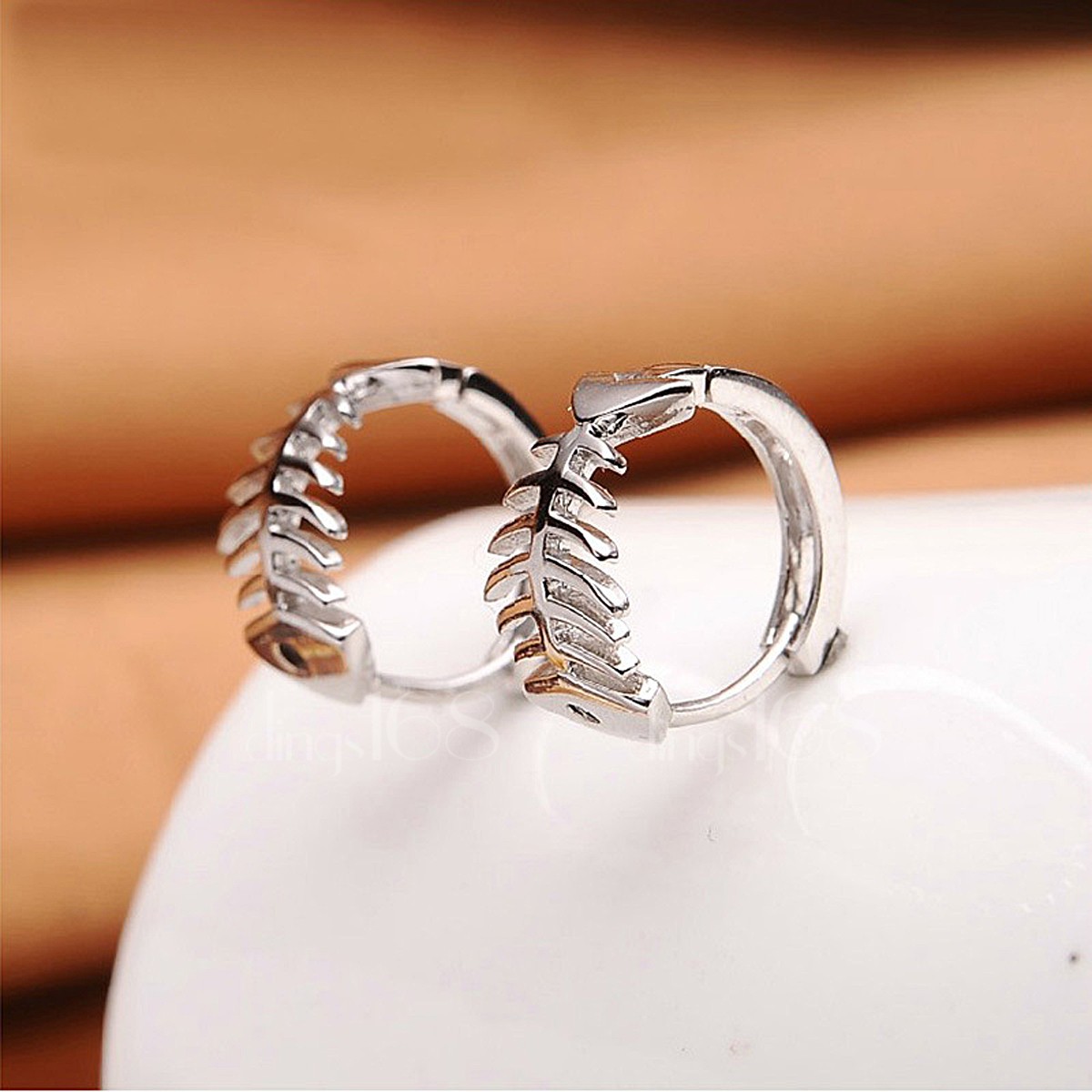 925 Sterling Silver Tarnish-Free Fish Shape 12mm/0.5″ Huggie Hoop Earrings D705
