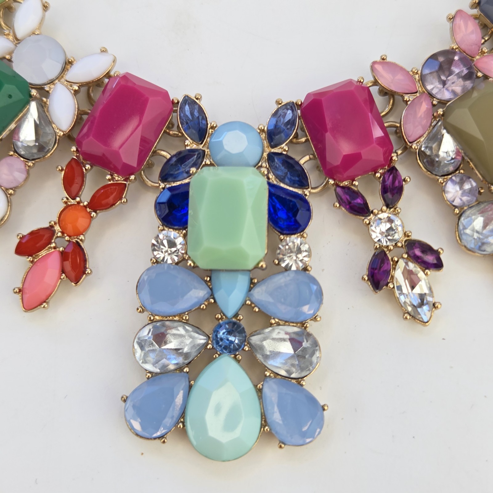 Natasha Statement Necklace 17″ Multi Colored Acrylic And Glass Stones Gold Tone
