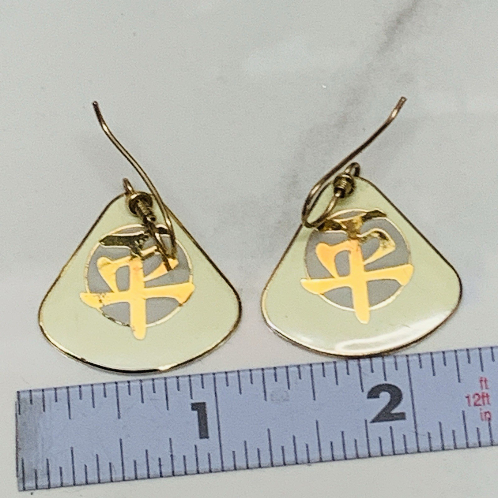 Vintage LAUREL BURCH Chinese Character EARRINGS Gold tone cream Enamel Pierced