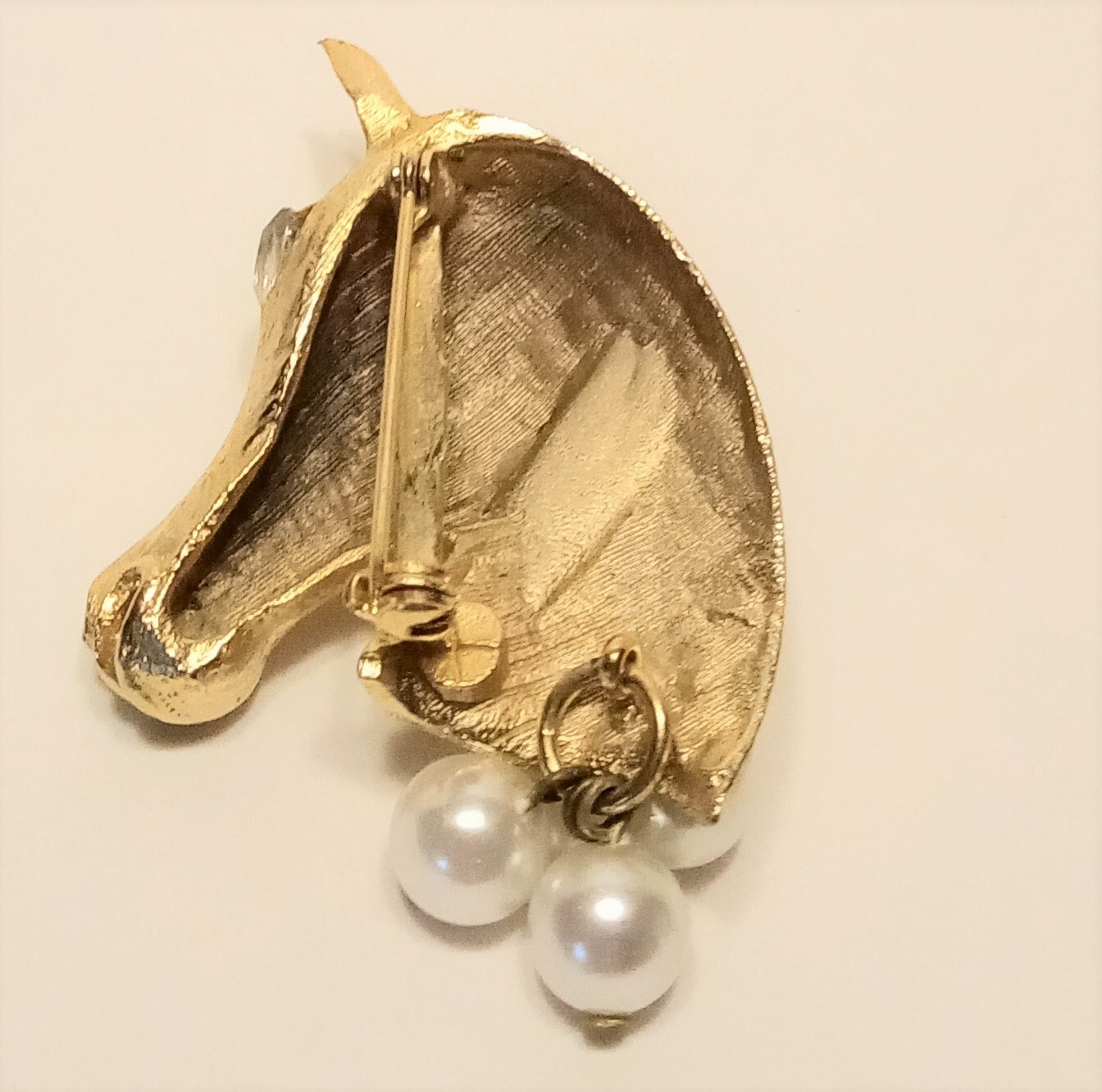 Fashion Jewelry about 1-3/4 inches tall horse head pin gold tone faux pearls #JD