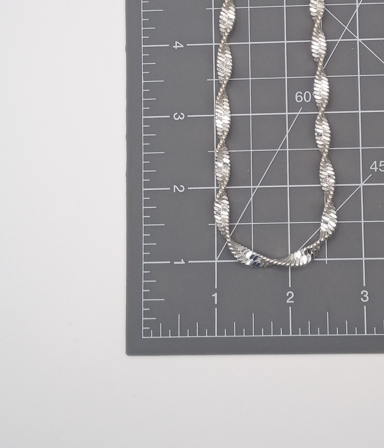 Silver Tone Twisted Herringbone Necklace Liz Claiborne Wedding 16″ Adjustable