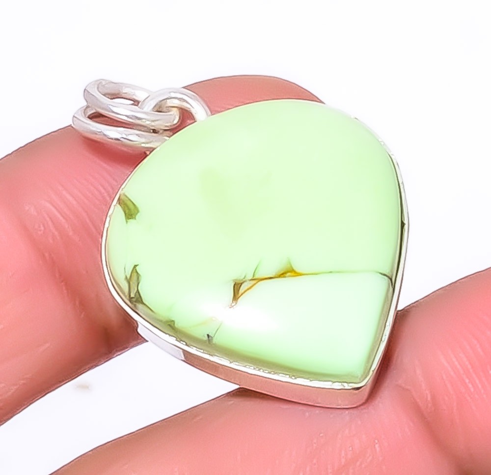 Lemon Chrysophrase – Tanzania Gemstone 925 Sterling Silver Pendant 1.25″ A399