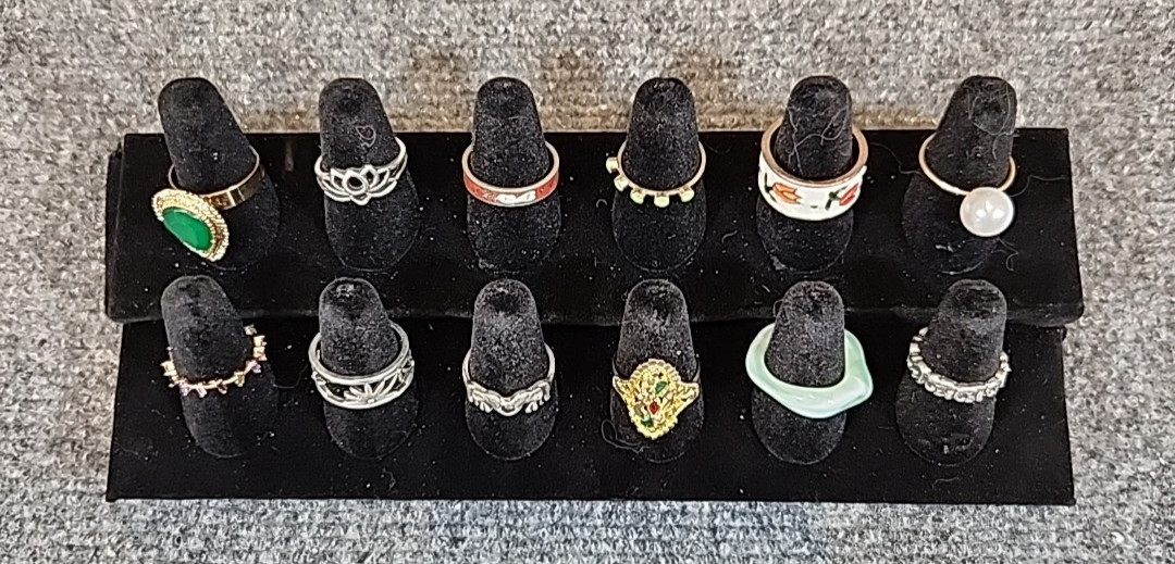 Jewelry 12 Asian Theme Rings Adjusts Sized Gold Silver Tones See Description#257