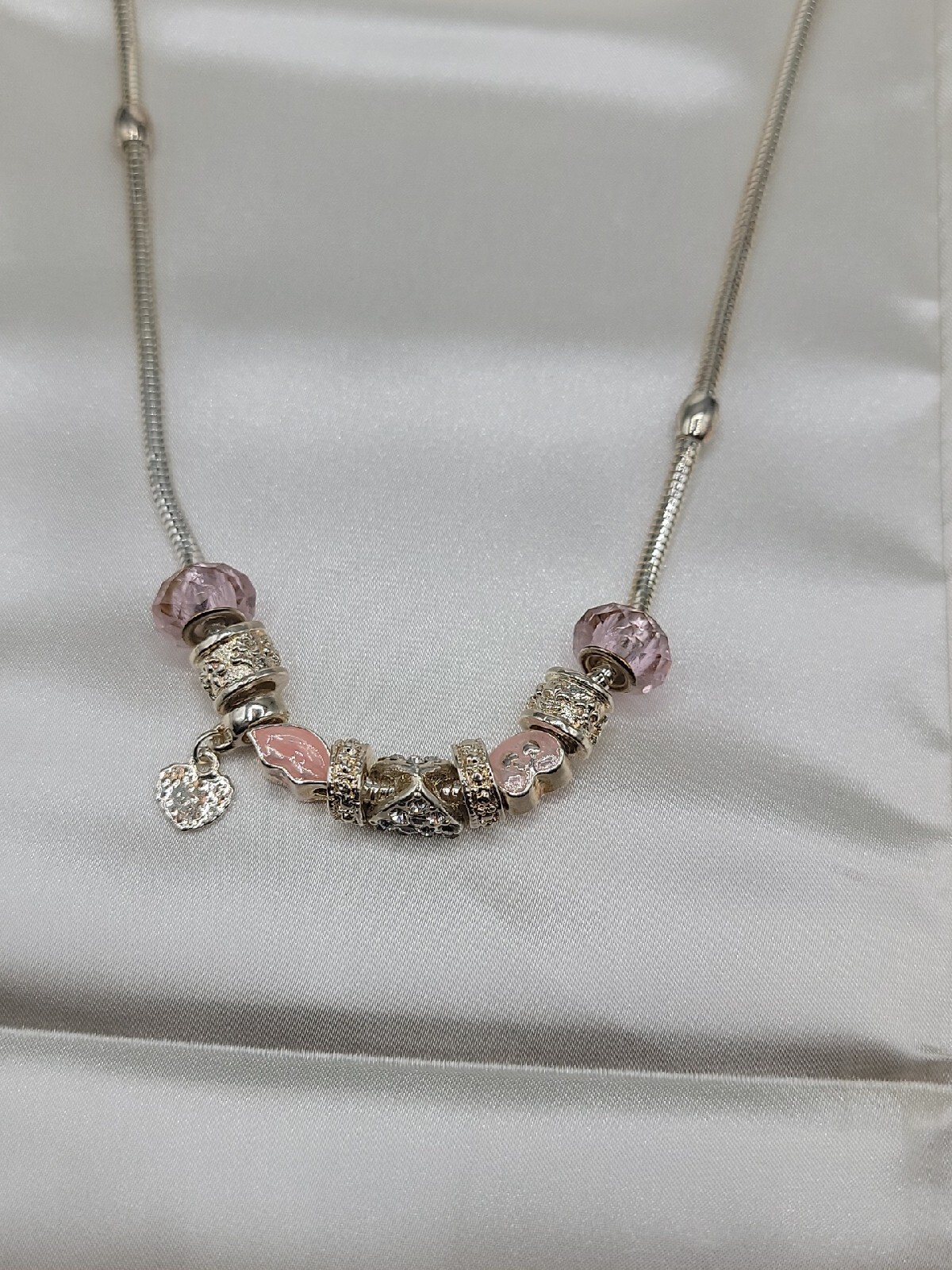 Friedmans Jewelers Breast Cancer Slide Necklace Silver Tone Charm Bead 18″ Chain