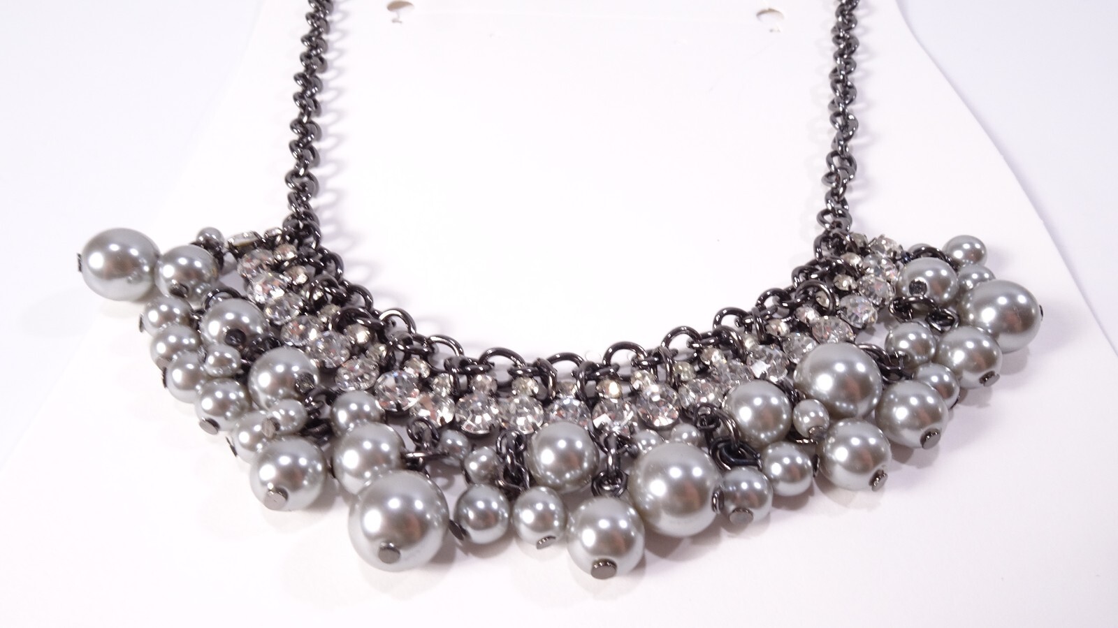 Banana Republic Women’s Silver Bauble Crystal Festive Necklace earrings NWT 90