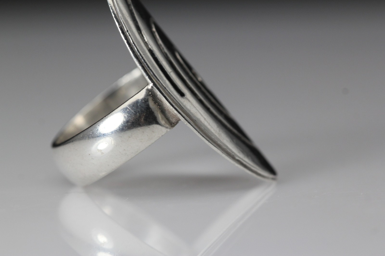925 Sterling Silver Oblong Spiral Design Mexico Size 6.75 Ring 7 Grams (RIN9701)