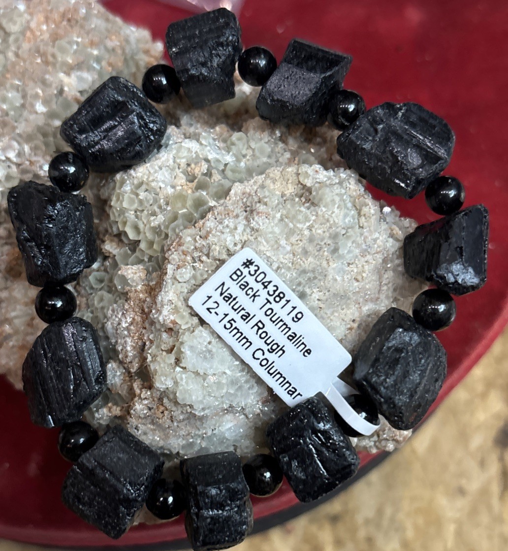 Rough Black Tourmaline 12-15Mm Stretch bracelet