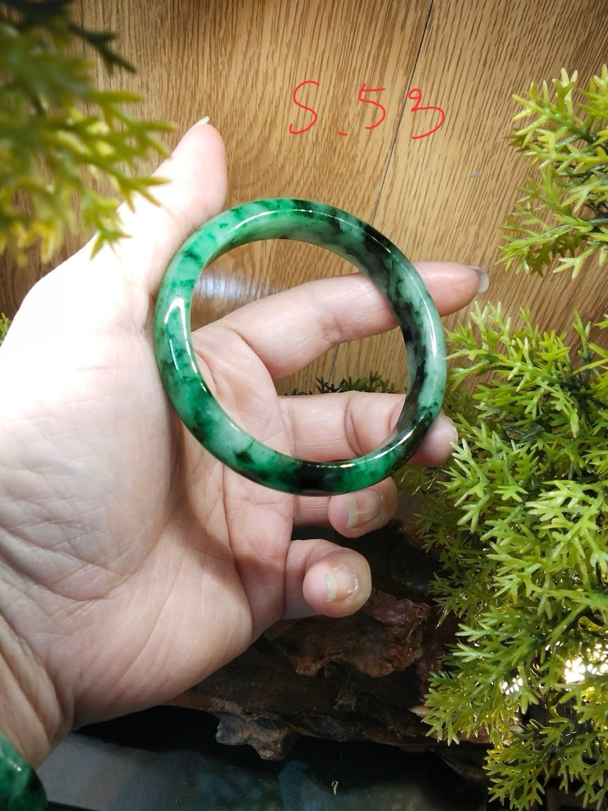 Natural Jade Bangle Size 53mm . 100% Natural Color