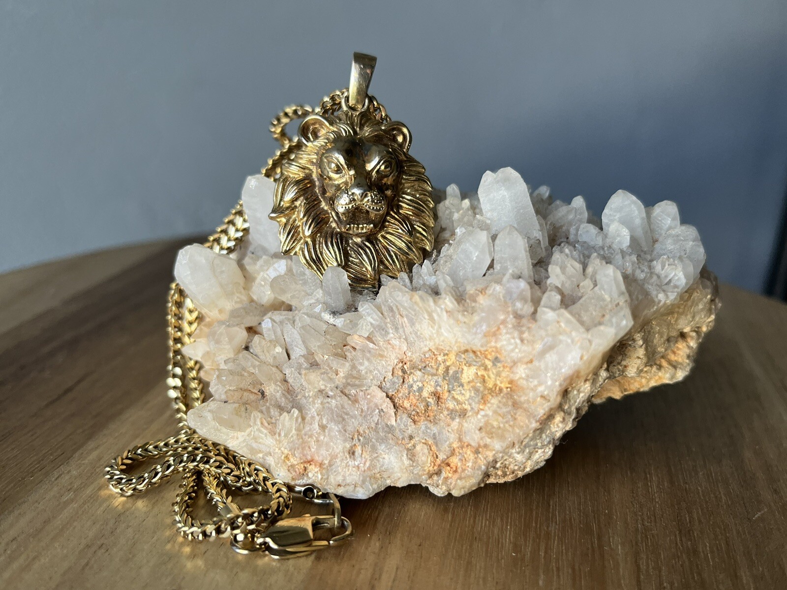 925 Plated GLD Lion Pendant And Chain