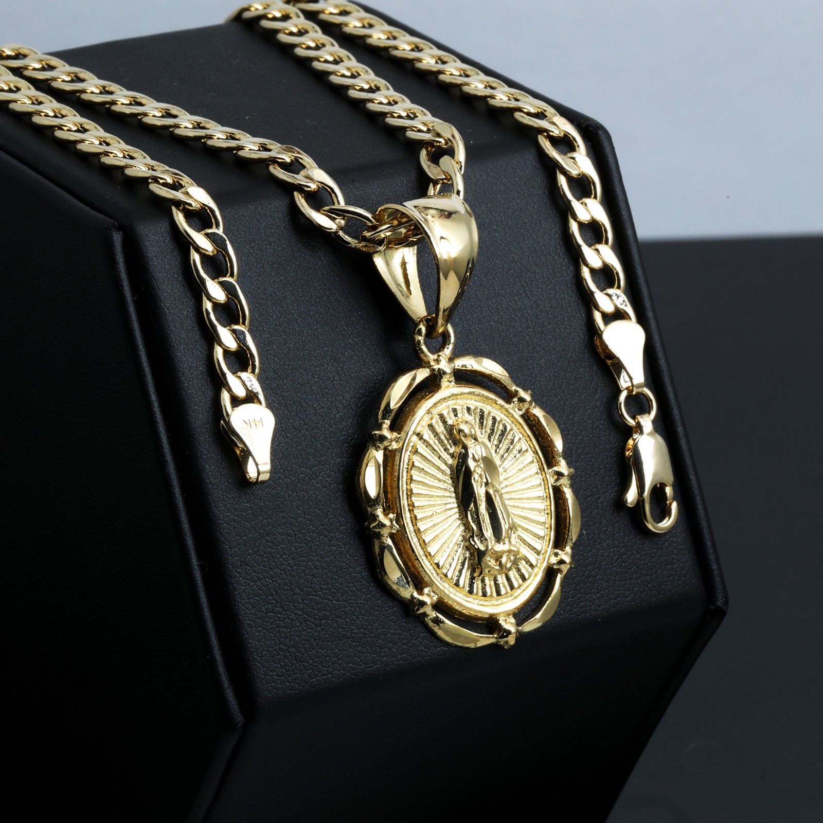Oval Virgin Mary Charm Pendant 14k Gold Plated Brass 5mm 20″ Cuban Choker Chain