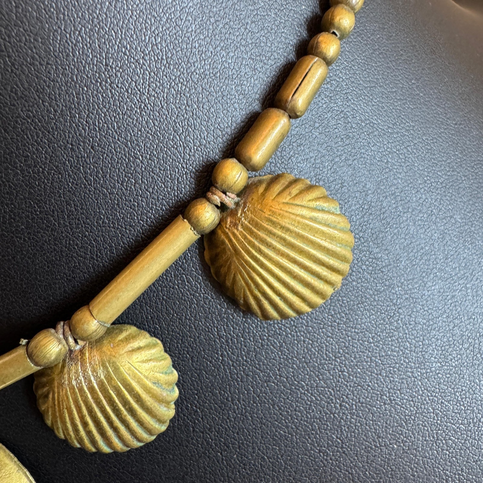 VTG Brass Seashell Statement Necklace Gold Tone Coastal Beach Jewelry Boho 16”