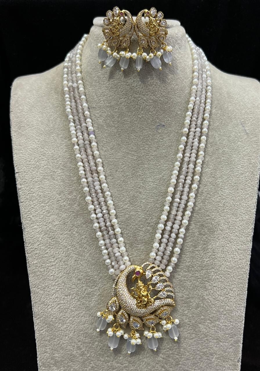 Pearl Mala, Navratan pearl mala, Jadau Pearl Mala, Gold Plated Pearl Mala. India
