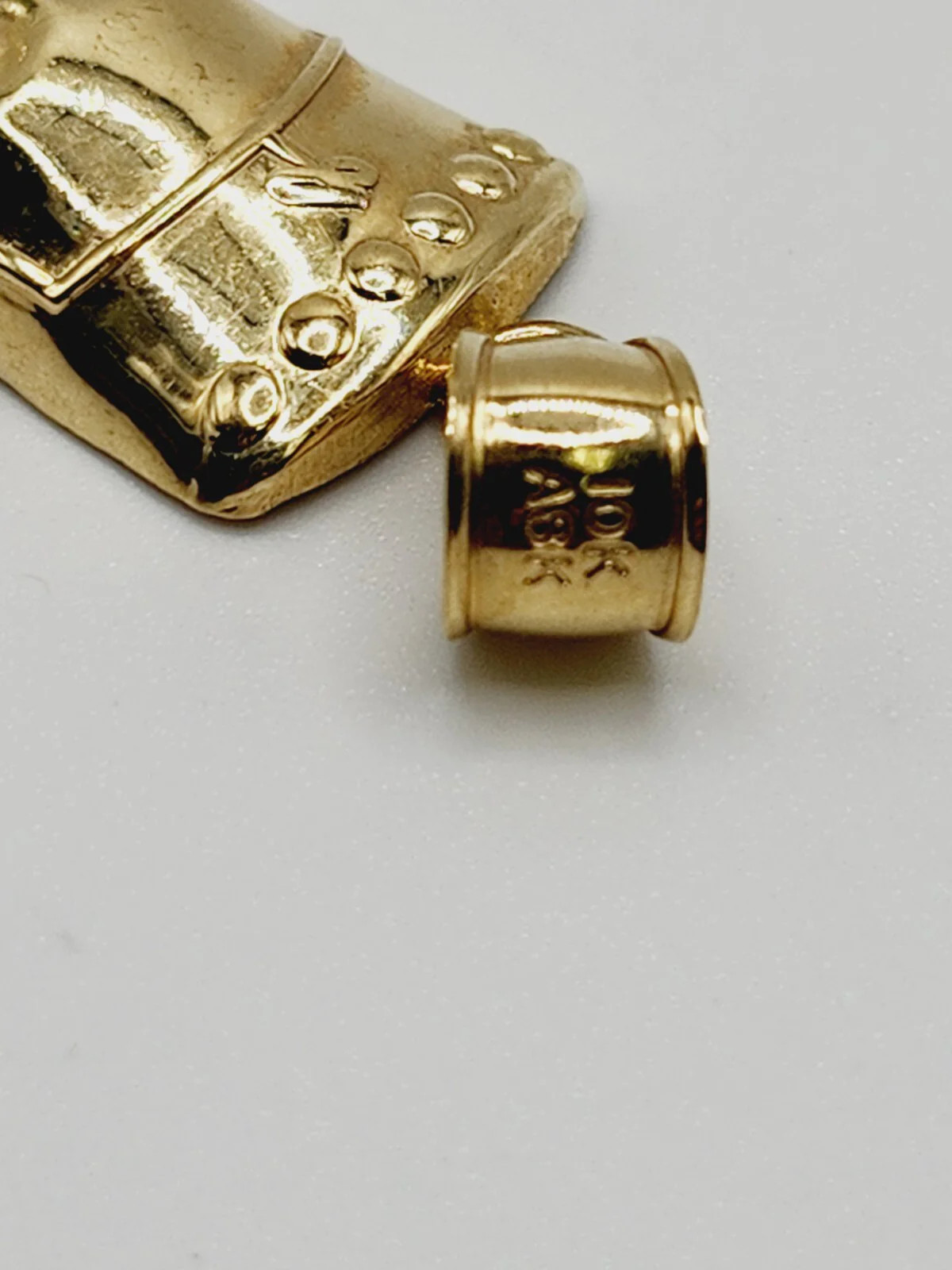 10KT Yellow Gold Nefertiti Queen of Egypt Face Pendant/Charm
