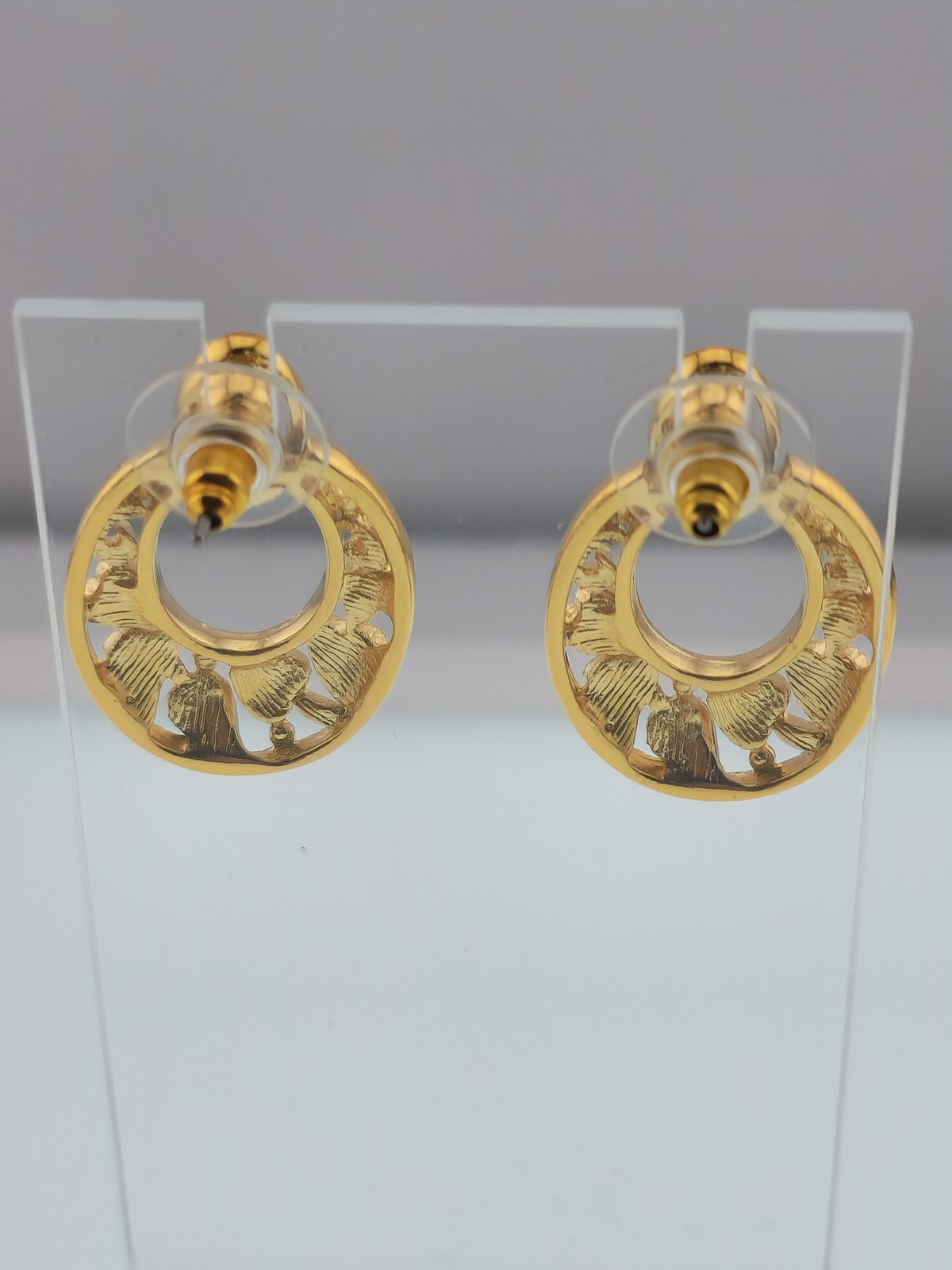 Gold Tone Dangle Drop Filigree Design Post Back Earrings