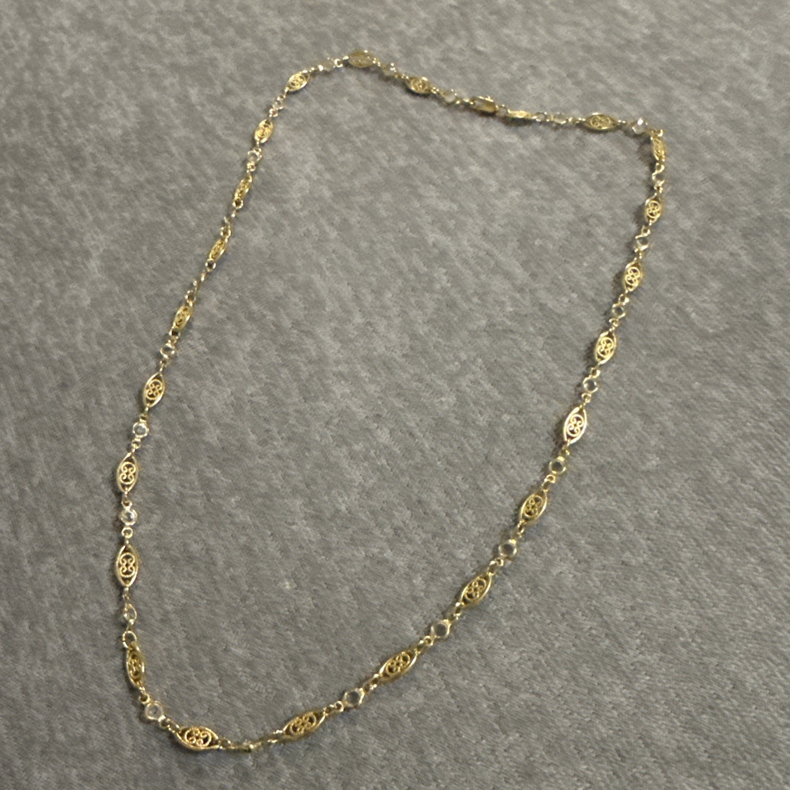 Vintage Gold Tone Link Filigree Oval Chain Necklace Bezel Crystal Detail Dainty