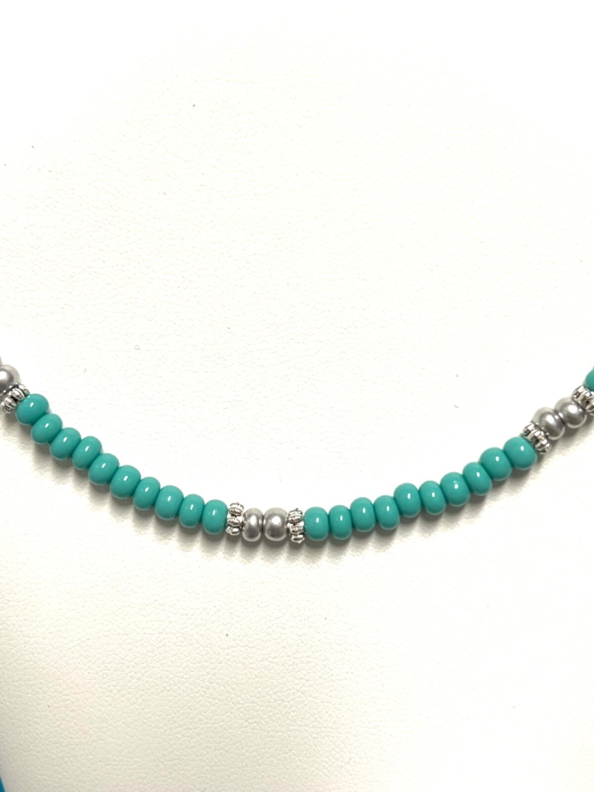Texas Treasures Turquoise and Silver Preciosa Seed Bead Necklace 15 , 16 , 18 In