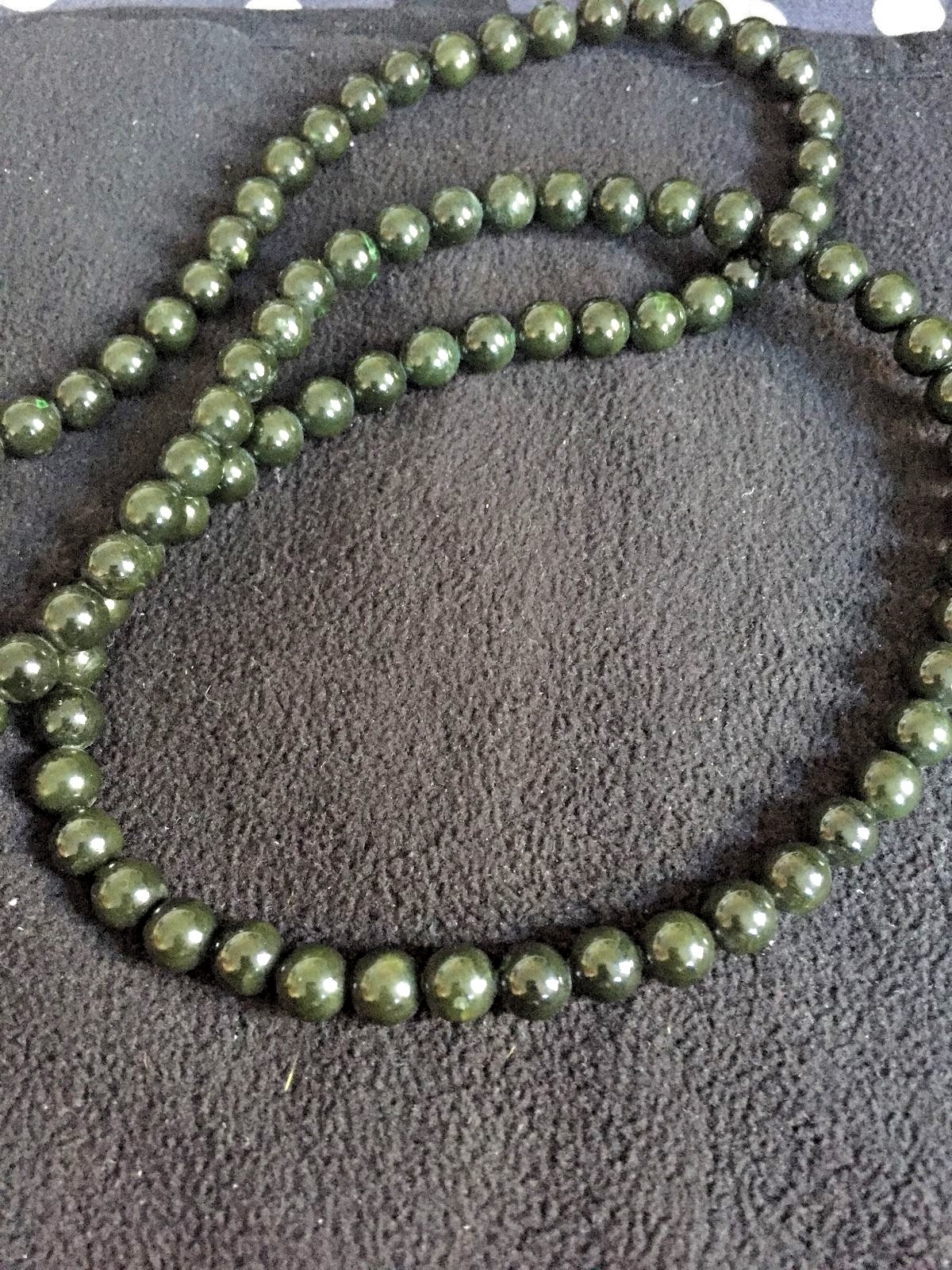 8×8.5mm Dark Green Dyed Jade Round Beads 30″ Necklace