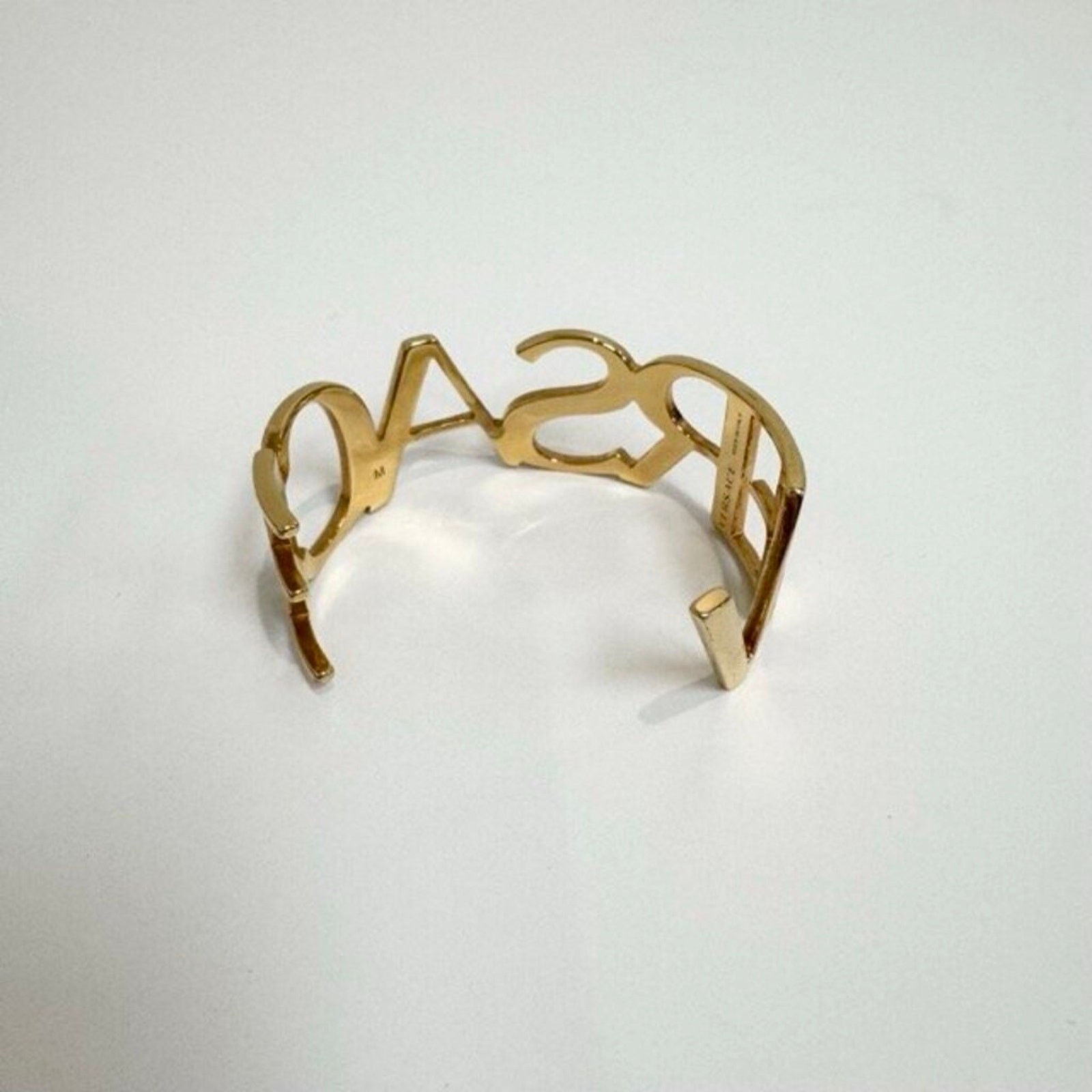 VERSACE Logo Text Cuff Gold-tone Brass Bracelet M Cut Out Large Bangle