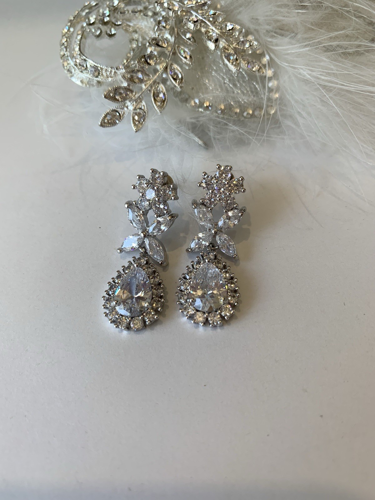 AAA Grade Cubic Zircon Dangle Earrings Wedding CZ Statement Earrings Prong Set