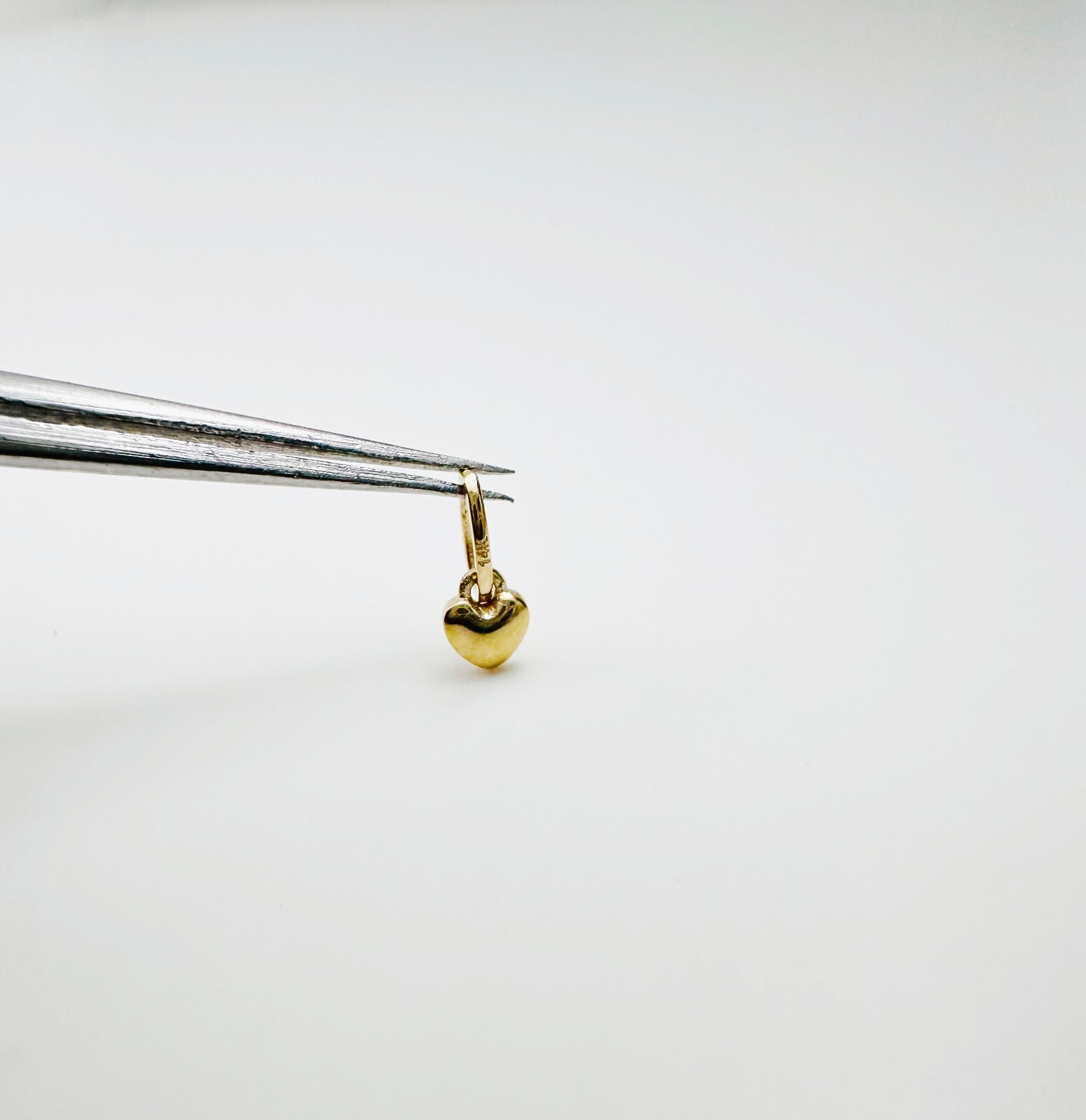without packaging 14K Solid Yellow Gold Teeny Tiny Very Small Beveled He G2U