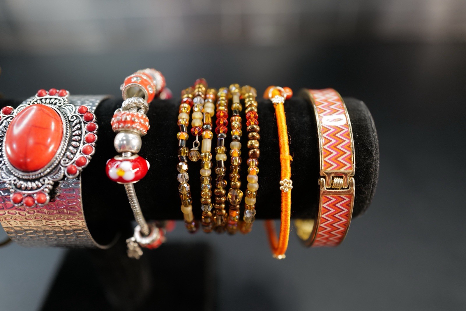 9 Pc Bracelet Gold & Silver Tone Orange Red Brown Mix Styles Bangles K39