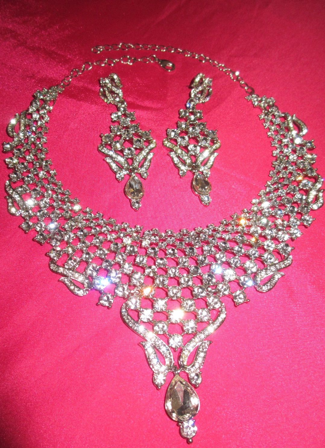 Crystal Rhinestone Necklace Chandelier Earrings Reflective Bib Statement 3PC NEW