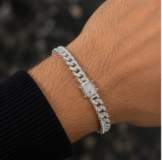 9 Ct Simulated Diamond Elegant Men’s Cuban Link Bracelet 14K White Gold Plated